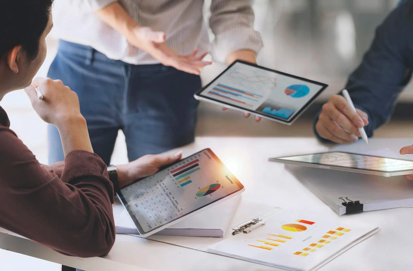 ارائه انواع خدمات شرکت بازرگانی - فیتکو